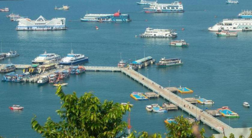 Mood Hotel Pattaya Exterior foto